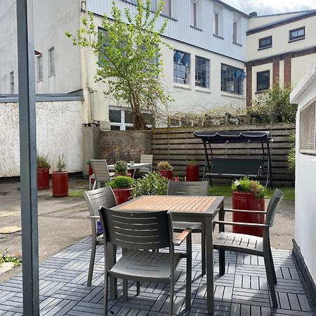 Urban Stay Hamburg - Apartments Mitten Im Herzen Von Ottensen Hamburgo Exterior foto